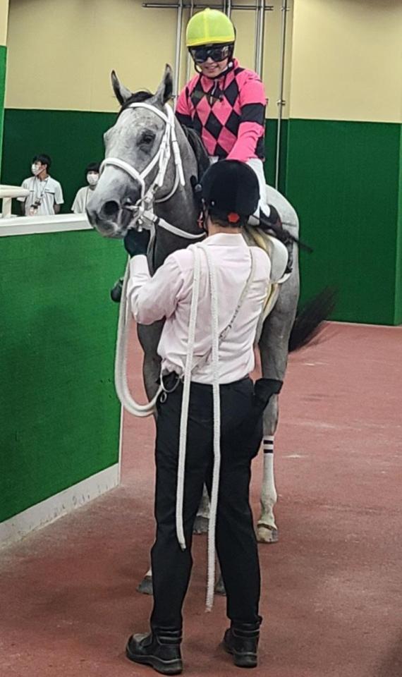 　今村に導かれて初陣を飾ったスマートジェイナ