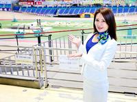 　前橋競輪でアテンドガールを務める香澄明希さん