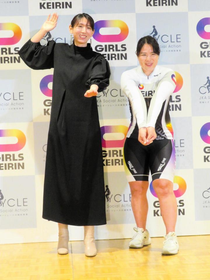 　元バレーボール選手の江畑幸子さん（左）と小林優香