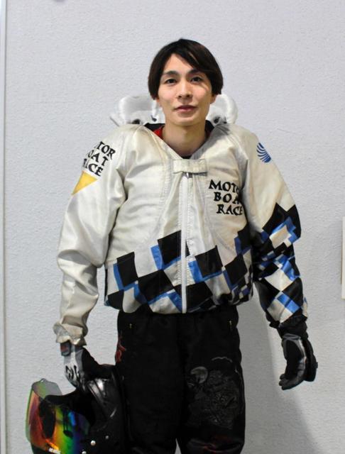 【ボートレース下関】 藤原啓史朗(岡山) 直筆サイン入りシーモぬいぐるみ ボートレース下関】 藤原啓史朗(岡山) 直筆サイン入りシーモ