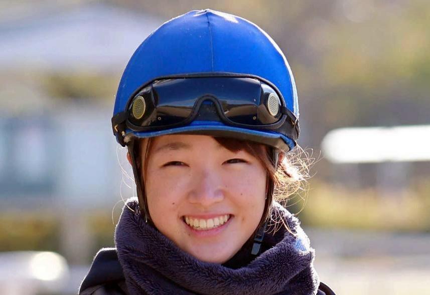　女性騎手対決で連勝した永島まなみ