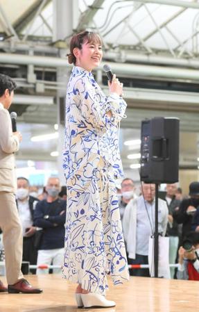 　トークショーに登場した筧美和子（撮影・堀内翔）