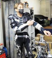 　レース後の長い審議に少し不安そうな森且行