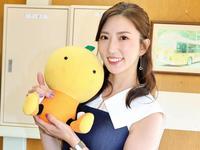 　和歌山競輪を訪れたタレントの松嶋えいみ