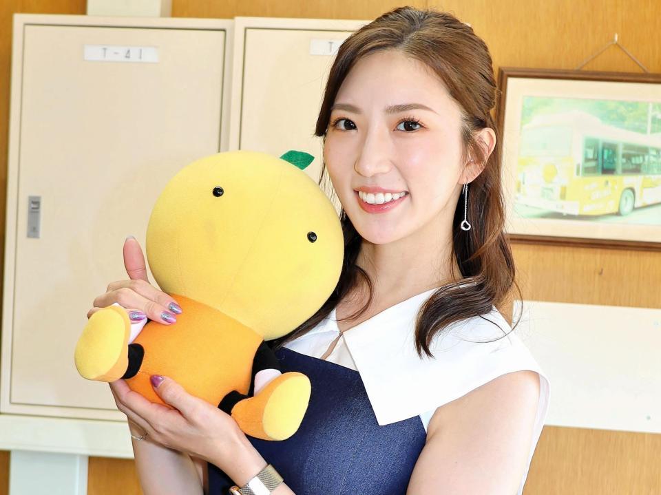 　和歌山競輪を訪れたタレントの松嶋えいみ