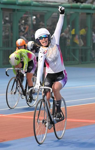 【競輪】立川で佐藤水菜がガールズグランプリ初制覇 最終バック ...