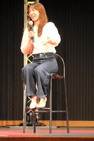　宮島ボートでトークショーを行った守屋美穂