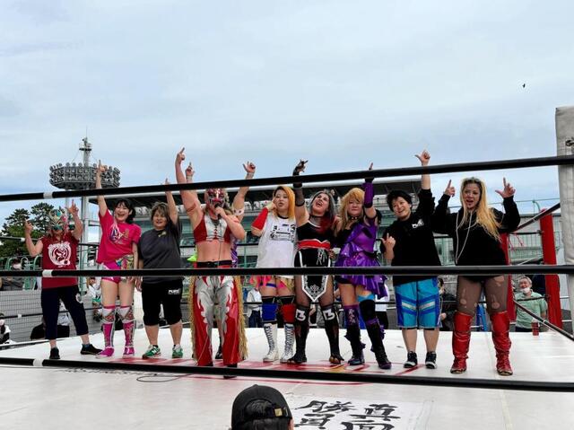 【競輪】京王閣で女子プロレスイベントを開催