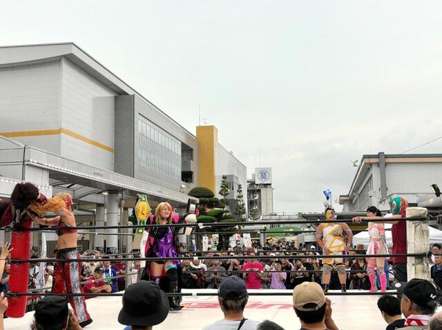 【競輪】松戸Ｇ２ 女子プロレスＰＵＲＥーＪのスペシャルマッチを開催