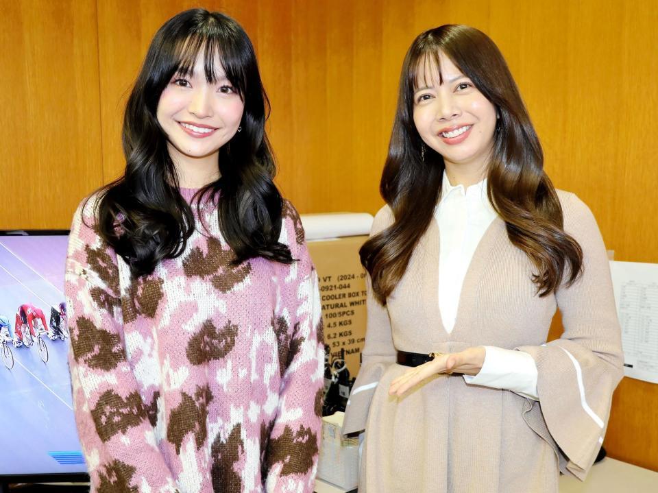 　和歌山競輪のＣＳ放送でグルメレポートを担当した高月れな（左）、桜井奈津