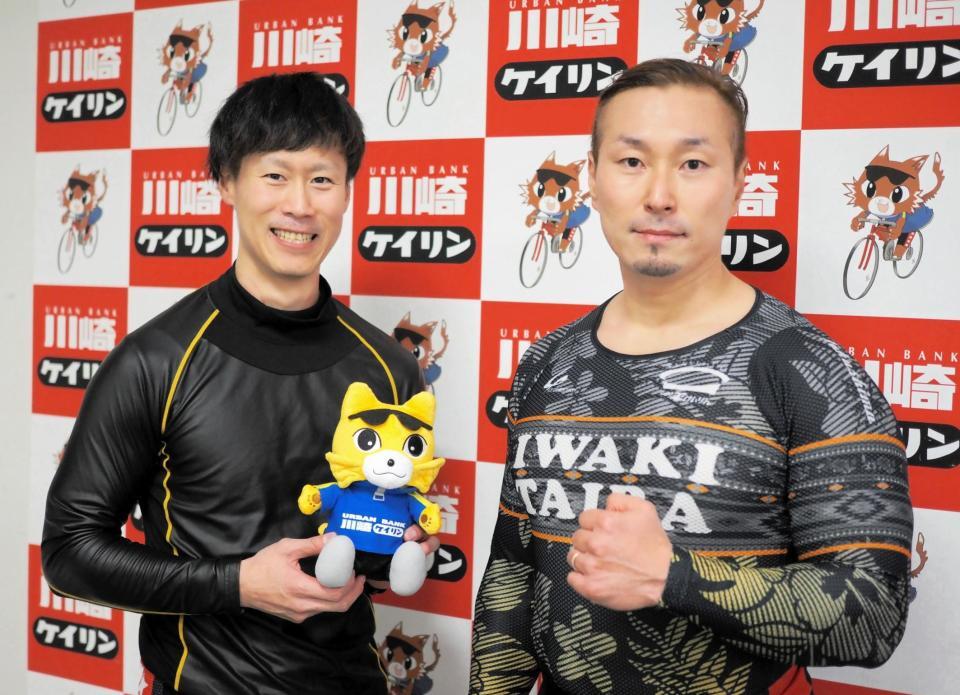 　弟子の板垣昴（左）マークから優勝を決めた飯野祐太