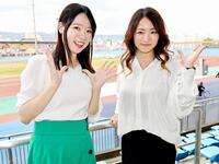 　高知競輪を訪れた西川ゆりの（左）と二宮歩美