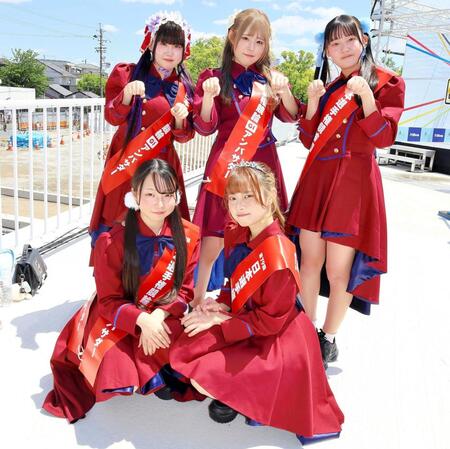 　プリンセス物語（後列左から）羽咲、桜空、小鳥遊えむ（前列左から）苺羽そらみ、湯丹望湖