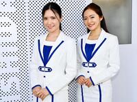 　岸和田競輪でアテンドレディーを務める佐々木もえさん（左）、井畑奏子さん