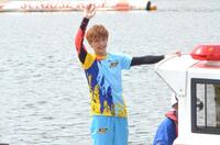 　中村日向・ウイニングラン