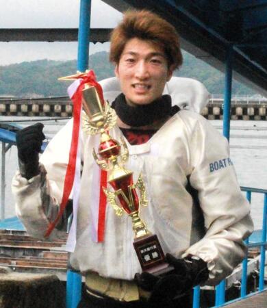 　２３日の宮島で通算５回目の優勝を飾った原田才一郎