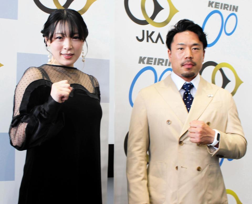 　ファン投票１位に輝いた児玉碧衣（左）と古性優作