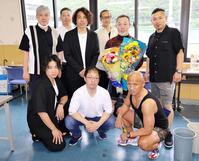 　２５日の防府競輪がラストランだった安藤雄一（後列左から５人目）