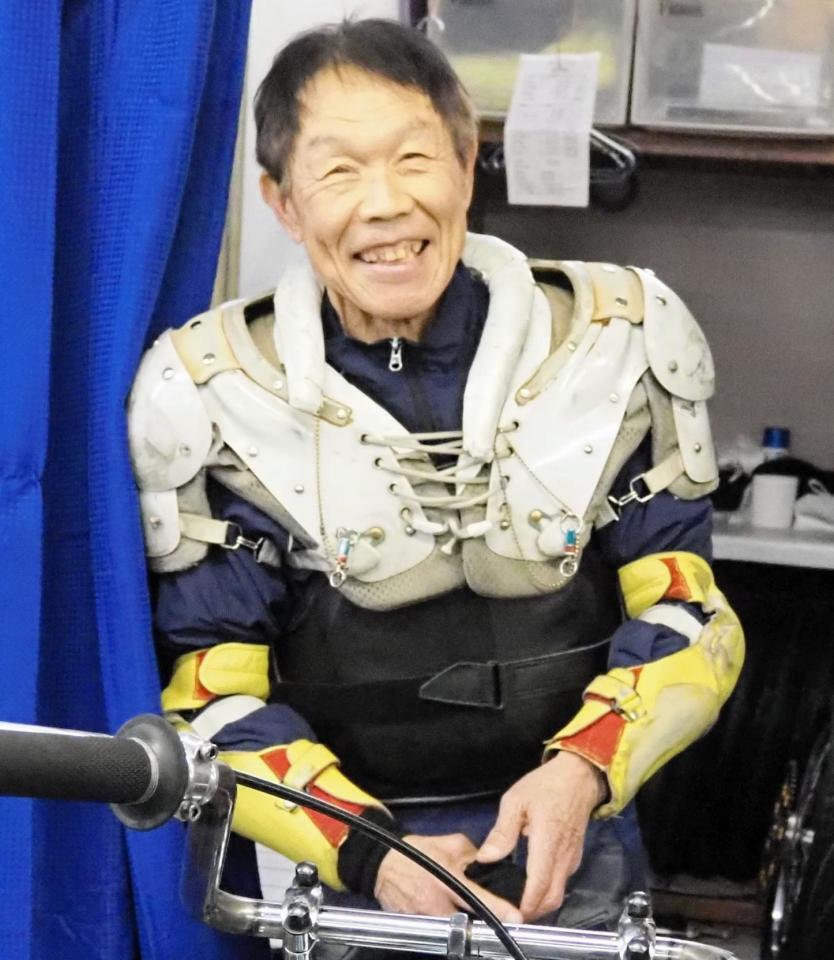 　準決２着で最年長優出記録を塗り替えた鈴木章夫