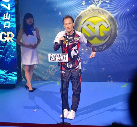 　地元ファンに大声援を送られた白井英治