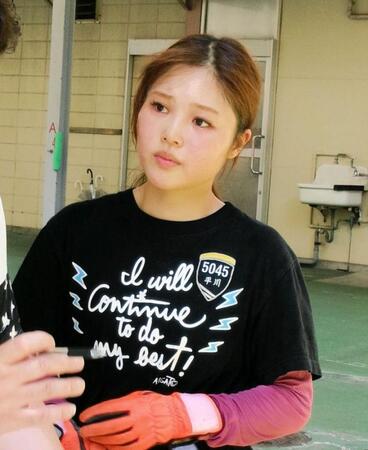 　２日目は連勝を決めた平川香織