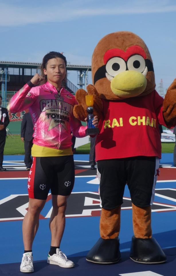 　バンクレコードのまくりで激戦を制した山口拳矢