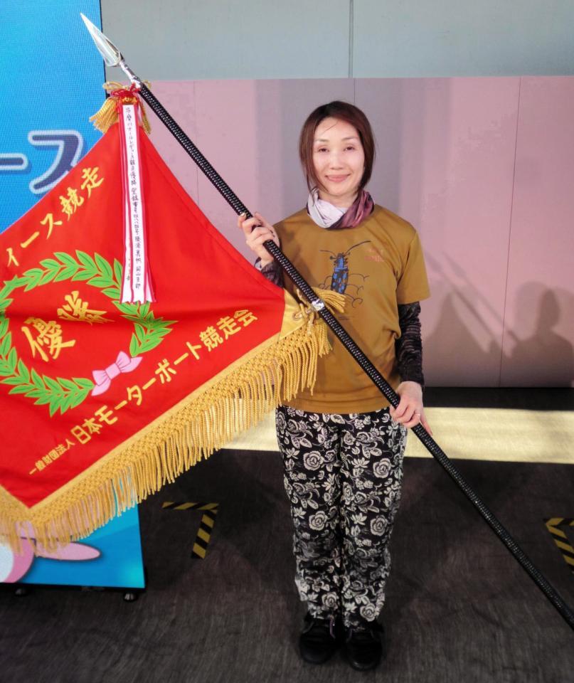 　デビュー初優勝を決めた大橋栄里佳