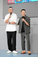 　軽妙なトークで会場を沸かす競輪界のレジェンド・三宅伸氏（左）と茅原悠紀（撮影・金居みつよし）