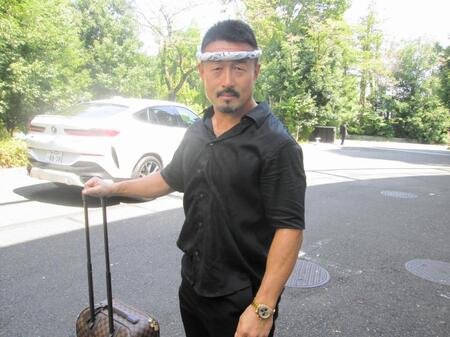 　ねじり鉢巻きで登場した佐藤慎太郎