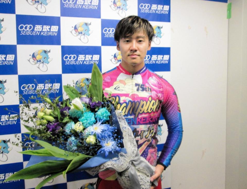 　大会連覇を果たした真杉匠