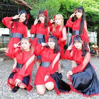 　福井競輪でライブを終えたＳｔａｒ☆Ｔ（前列左から）佐藤瑠那、小松奈々、りこ。（後列左から）和久田朱里、斉藤暉、近藤実希、和希