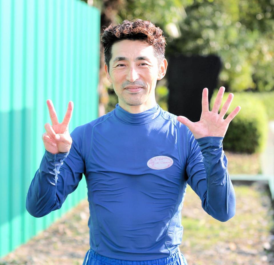 　デビュー通算２５００勝を達成した徳増秀樹