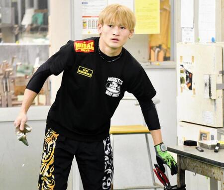 　鮮やかなまくり差しで初日１１Ｒを制した藤原仙二