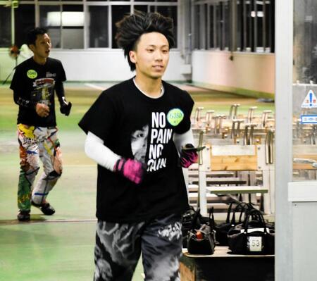 　３日目は２コースから２着とした網代良芽