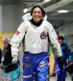 　峰竜太（撮影・西田忠信）