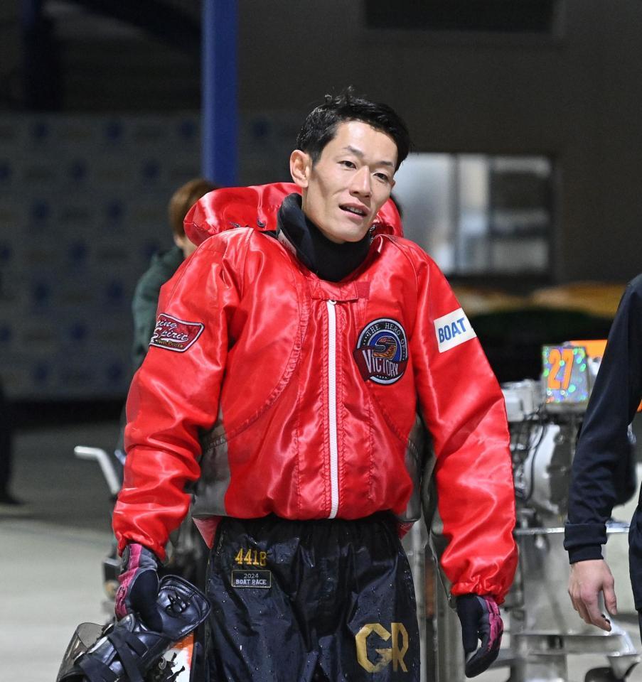 　茅原悠紀（撮影・西田忠信）