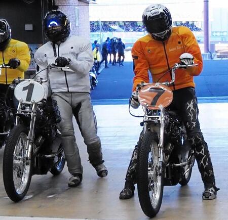 　１着で引き揚げてきた森且行