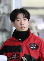 水面が荒れても乗りやすいと手応え十分の西岡顕心