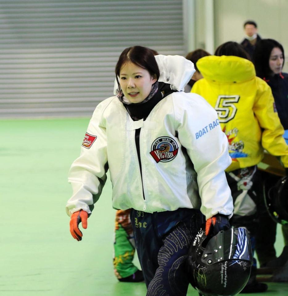 減点をはねのけ予選突破を狙う米丸乃絵