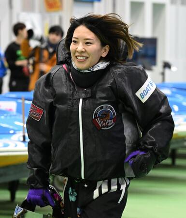 １２レースで１着の小野生奈