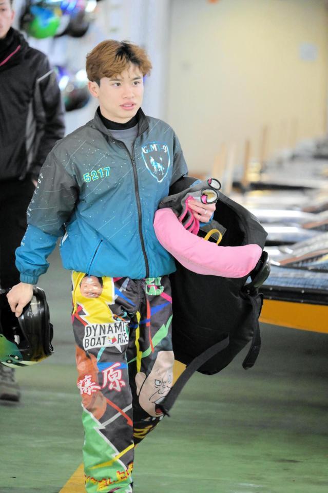 初日８Ｒを６コースまくりで制した藤原碧生