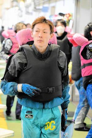 大外枠を克服して予選突破を狙う入海馨