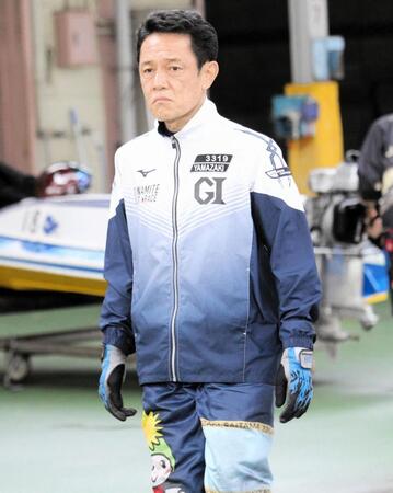 足には納得の山崎義明