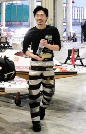 予選突破の一番乗りを決めた渡辺浩司