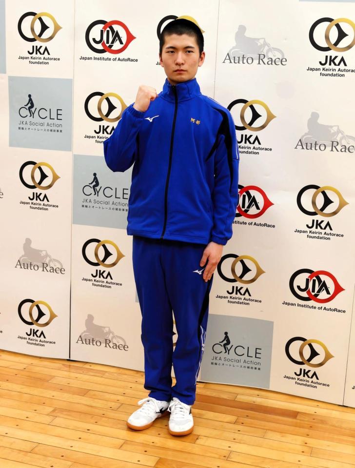 阿部真生騎は祖父に元オートレーサーの光雄、父に典史を持つ