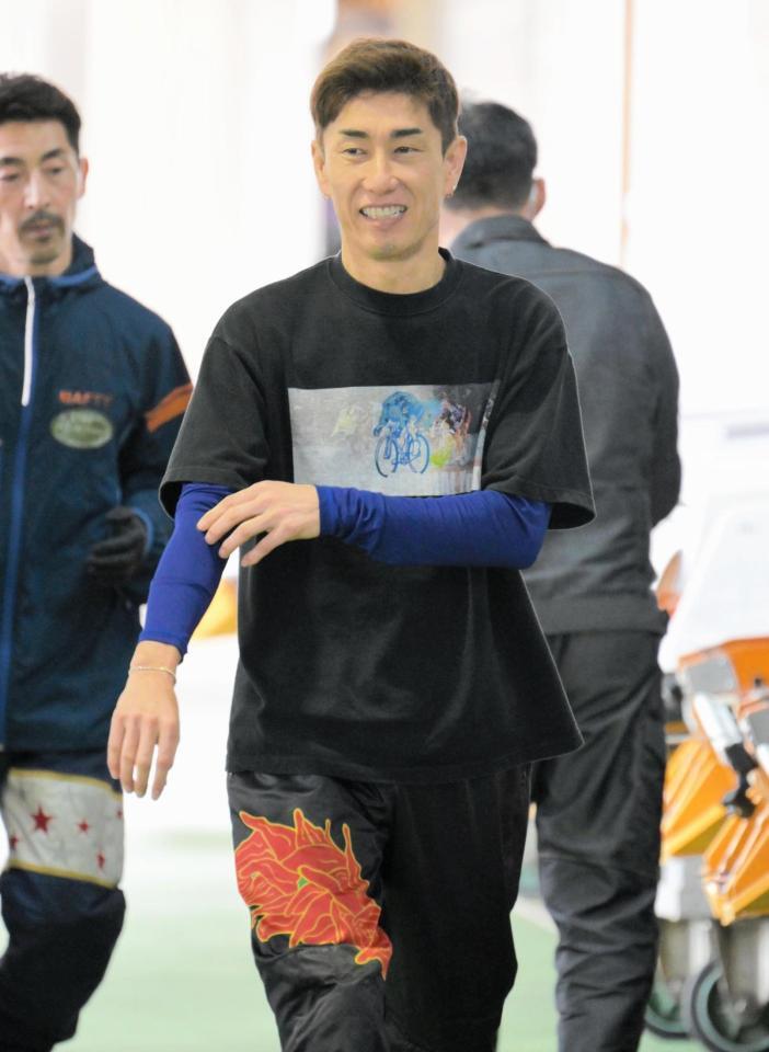 鮮やかな捲り刺しを決めた原田幸哉