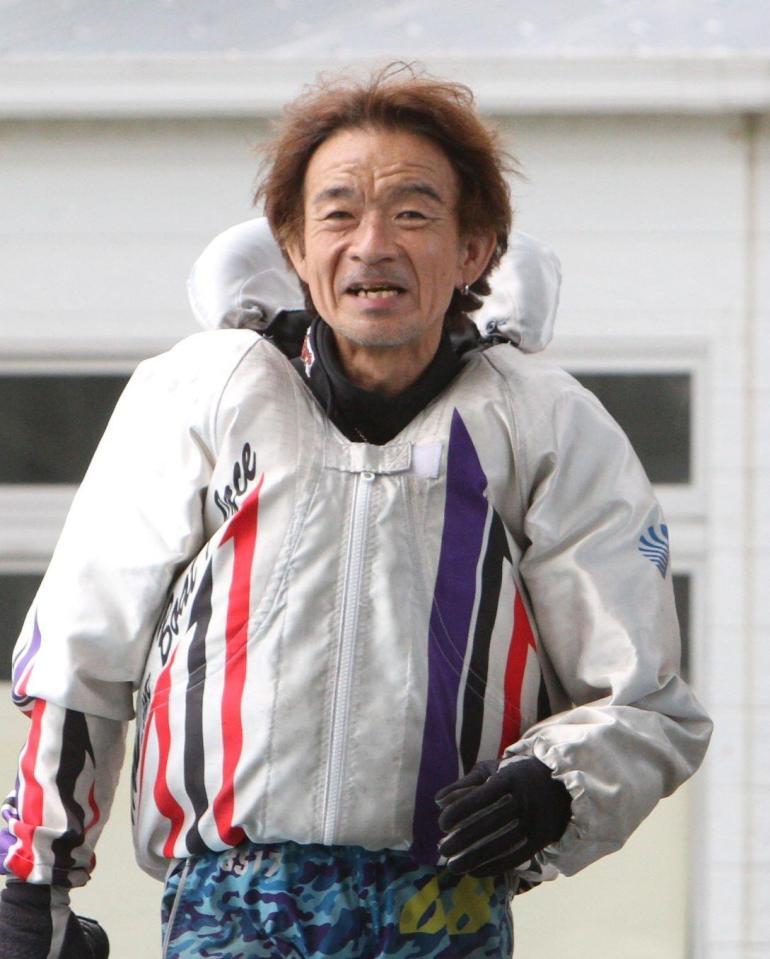 好枠狙って予選最終日も躍動する高橋勲