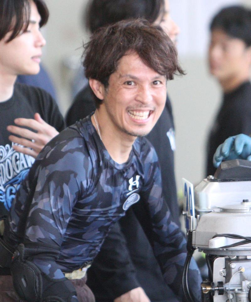 チルトアップで舟足もアップした須藤博倫
