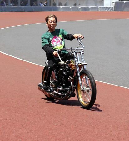 川口の名物レースのオープニングを飾った森且行