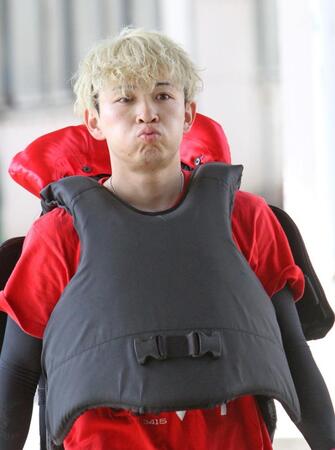 伸び系の５９号機を手にした数原魁